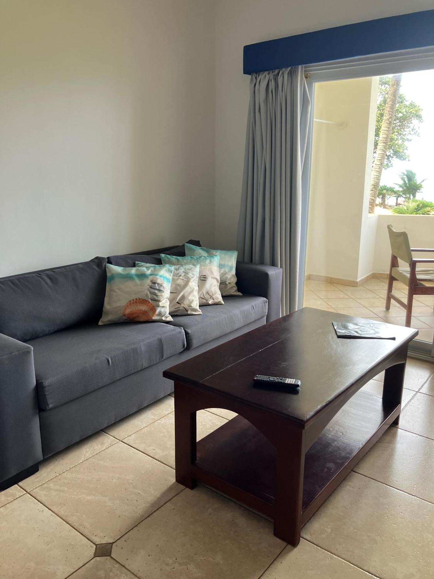 Agualina Kite Hotel Oceanfront Apartments 喀巴里特 外观 照片